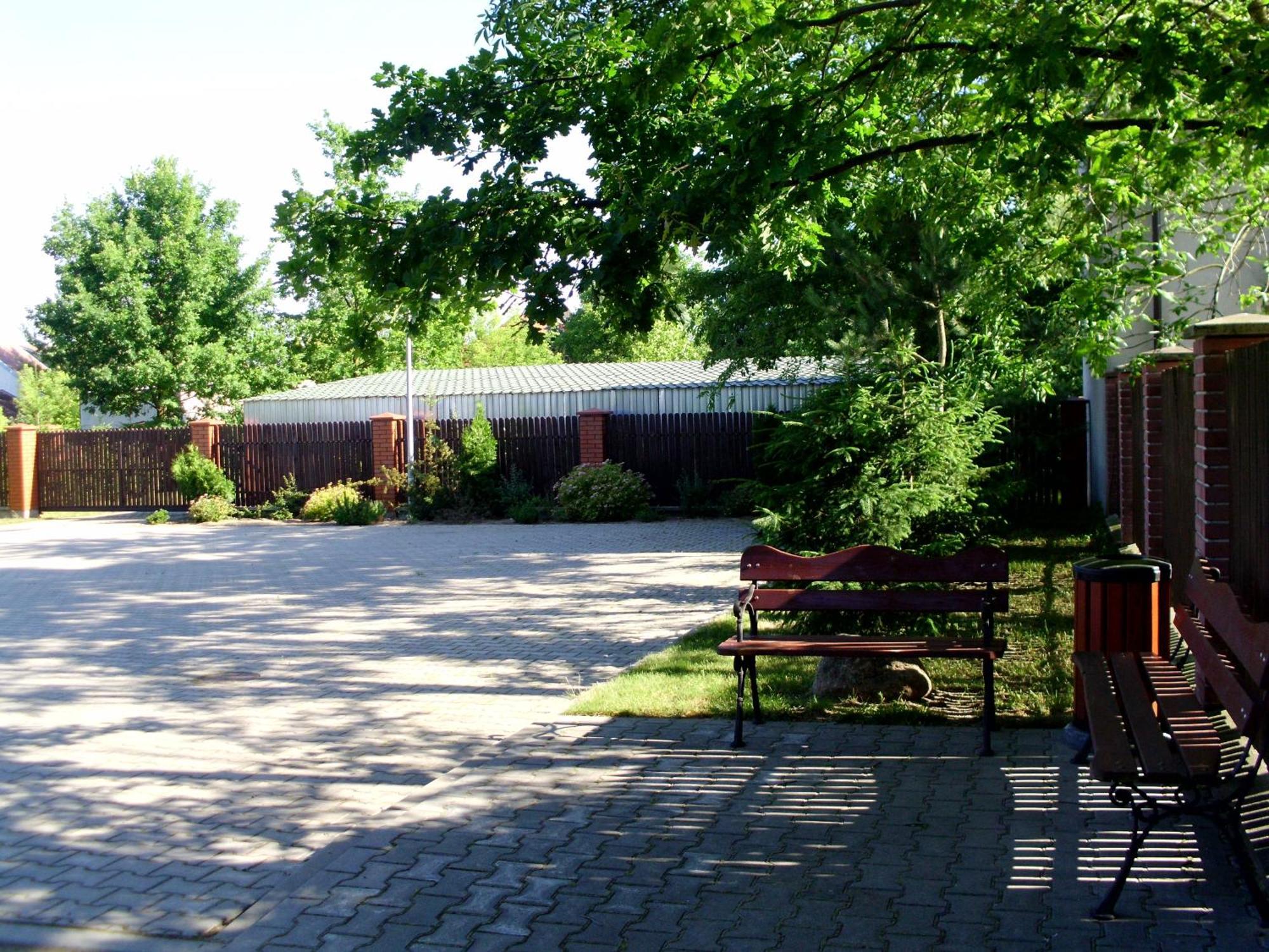Zajazd Ustronie Piaseczno  Exterior foto